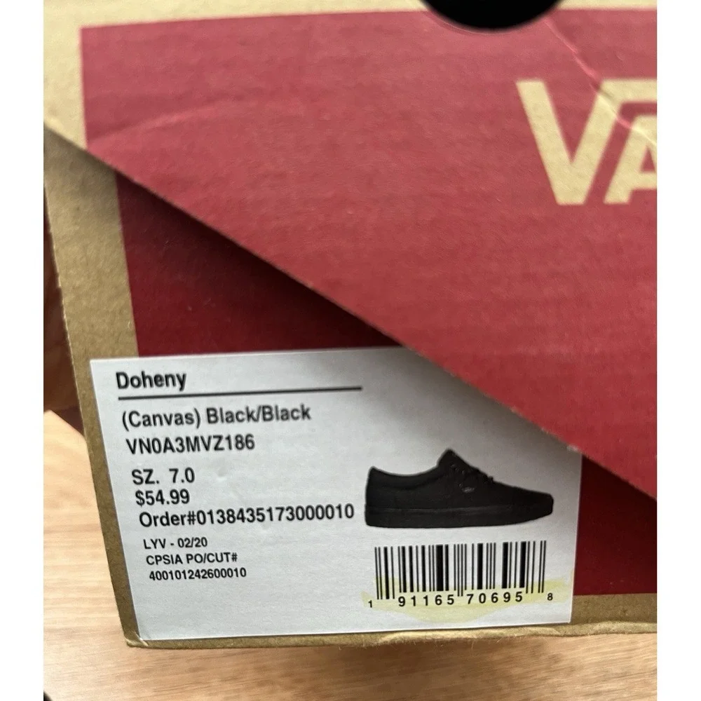 Vans Women's Doheny Canvas Sneakers Black/Black Size‎ 7 NEW in Box